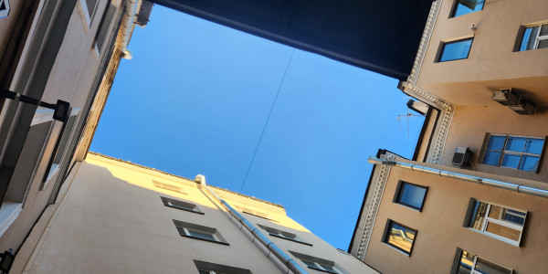 Trabajos Verticales en Fachadas de Edificios / Viviendas Sant Julià de Ramis · Pintado de Fachadas y Patios Interiores de Luces